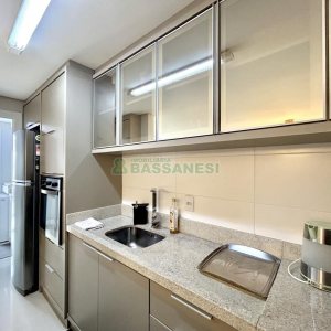 Apto Mobiliado com 85m², 2 dormitórios, 2 vagas, no bairro Panazzolo em Caxias do Sul para Alugar