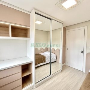 Apto Mobiliado com 85m², 2 dormitórios, 2 vagas, no bairro Panazzolo em Caxias do Sul para Alugar