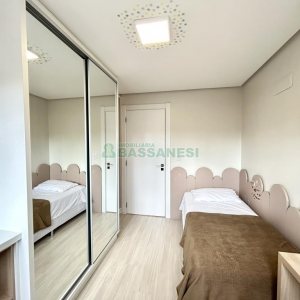 Apto Mobiliado com 85m², 2 dormitórios, 2 vagas, no bairro Panazzolo em Caxias do Sul para Alugar