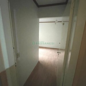 Apartamento com 45m², 1 dormitório, 1 vaga, no bairro São Pelegrino em Caxias do Sul para Comprar