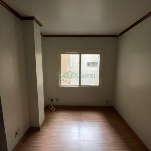 Apartamento com 45m², 1 dormitório, 1 vaga, no bairro São Pelegrino em Caxias do Sul para Comprar