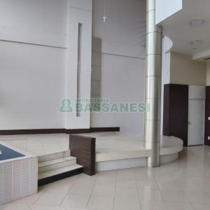 Loja com 110m², no bairro Santa Catarina em Caxias do Sul para Alugar