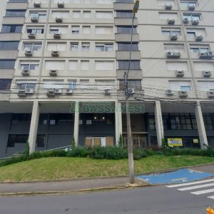 Loja com 142m², no bairro São Pelegrino em Caxias do Sul para Alugar ou Comprar