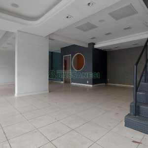 Loja com 142m², no bairro São Pelegrino em Caxias do Sul para Alugar ou Comprar