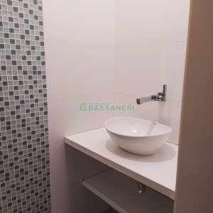 Loja com 84m², no bairro Medianeira em Caxias do Sul para Alugar