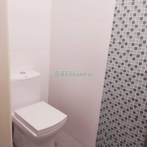 Loja com 84m², no bairro Medianeira em Caxias do Sul para Alugar