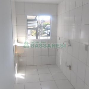 Apartamento com 47m², 2 dormitórios, 1 vaga, no bairro Cidade Industrial em Caxias do Sul para Comprar