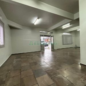 Loja com 120m², no bairro São José em Caxias do Sul para Alugar
