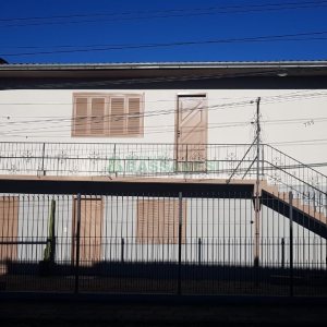 Casa, 4 dormitórios, 1 vaga, no bairro São José em Caxias do Sul para Comprar