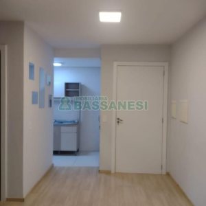 Apartamento com 56m², 2 dormitórios, 1 vaga, no bairro Desvio Rizzo em Caxias do Sul para Comprar