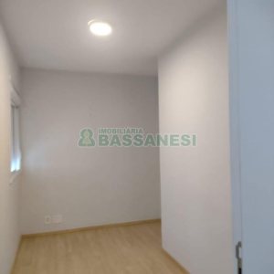 Apartamento com 56m², 2 dormitórios, 1 vaga, no bairro Desvio Rizzo em Caxias do Sul para Comprar