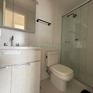 Apto Mobiliado com 111m², 3 dormitórios, 2 vagas, no bairro Cristo Redentor em Caxias do Sul para Alugar