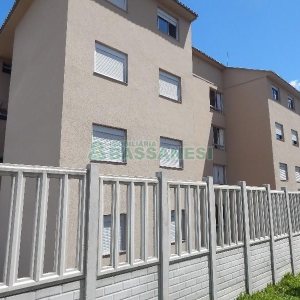 Apartamento com 52m², 2 dormitórios, 1 vaga, no bairro Desvio Rizzo em Caxias do Sul para Comprar