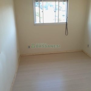 Apartamento com 52m², 2 dormitórios, 1 vaga, no bairro Desvio Rizzo em Caxias do Sul para Comprar