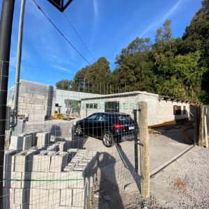 Terreno com 804m², no bairro São Leopoldo em Caxias do Sul para Comprar