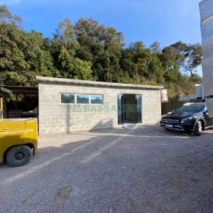 Terreno com 804m², no bairro São Leopoldo em Caxias do Sul para Comprar