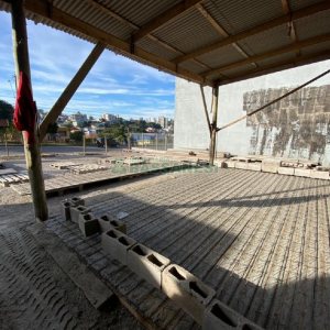 Terreno com 804m², no bairro São Leopoldo em Caxias do Sul para Comprar