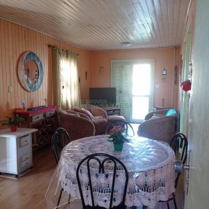 Casa com 112m², 2 dormitórios, 1 vaga, no bairro Santa Corona em Caxias do Sul para Comprar