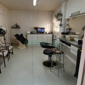 Casa com 120m², 10 dormitórios, 3 vagas, no bairro Marechal Floriano em Caxias do Sul para Comprar