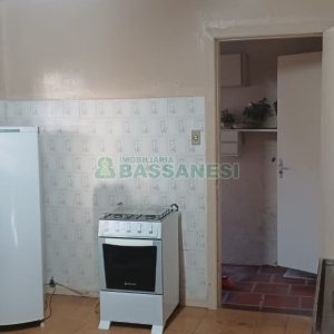 Casa com 120m², 10 dormitórios, 3 vagas, no bairro Marechal Floriano em Caxias do Sul para Comprar