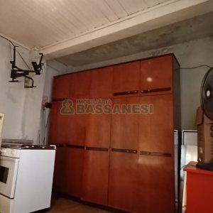 Casa com 120m², 10 dormitórios, 3 vagas, no bairro Marechal Floriano em Caxias do Sul para Comprar