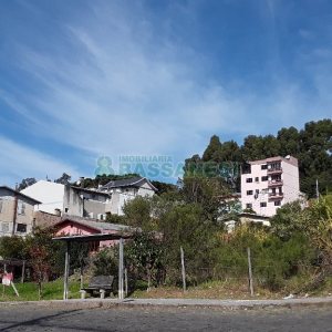 Terreno, no bairro Marechal Floriano em Caxias do Sul para Comprar