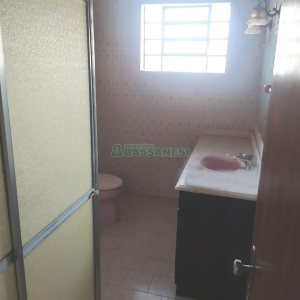 Casa Comercial com 250m², 4 dormitórios, 4 vagas, no bairro Lourdes em Caxias do Sul para Alugar ou Comprar