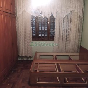 Casa Comercial com 250m², 4 dormitórios, 4 vagas, no bairro Lourdes em Caxias do Sul para Alugar ou Comprar