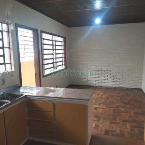 Casa Comercial com 250m², 4 dormitórios, 4 vagas, no bairro Lourdes em Caxias do Sul para Alugar ou Comprar