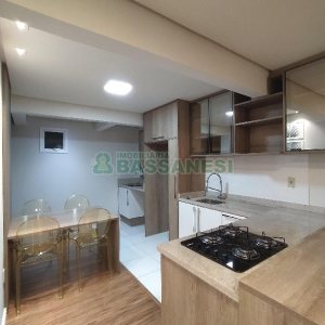 Apto Mobiliado com 48m², 2 dormitórios, 1 vaga, no bairro Bela Vista em Caxias do Sul para Comprar
