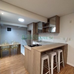 Apto Mobiliado com 48m², 2 dormitórios, 1 vaga, no bairro Bela Vista em Caxias do Sul para Comprar