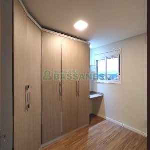 Apto Mobiliado com 48m², 2 dormitórios, 1 vaga, no bairro Bela Vista em Caxias do Sul para Comprar