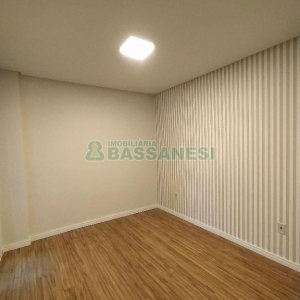 Apto Mobiliado com 48m², 2 dormitórios, 1 vaga, no bairro Bela Vista em Caxias do Sul para Comprar