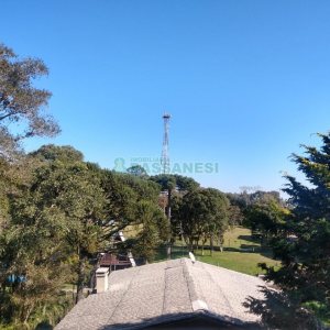 Chácara com 277m², 4 dormitórios, 2 vagas, no bairro Pedancino em Caxias do Sul para Comprar