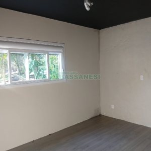 Chácara com 277m², 4 dormitórios, 2 vagas, no bairro Pedancino em Caxias do Sul para Comprar