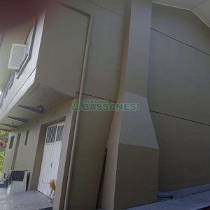 Chácara com 277m², 4 dormitórios, 2 vagas, no bairro Pedancino em Caxias do Sul para Comprar