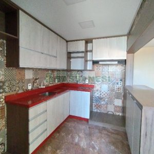 Apartamento com 62m², 2 dormitórios, 1 vaga, no bairro Centro em Caxias do Sul para Comprar