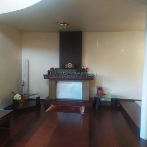 Casa Comercial com 530m², 5 dormitórios, 2 vagas, no bairro Cinqüentenário em Caxias do Sul para Alugar