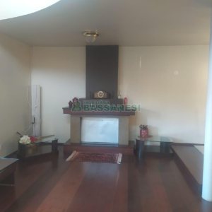 Casa Comercial com 530m², 5 dormitórios, 2 vagas, no bairro Cinqüentenário em Caxias do Sul para Alugar