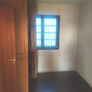 Casa Comercial com 530m², 5 dormitórios, 2 vagas, no bairro Cinqüentenário em Caxias do Sul para Alugar