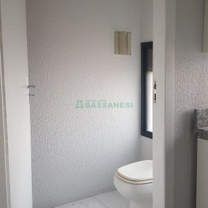 Pavilhão com 2000m², no bairro Cinqüentenário em Caxias do Sul para Alugar