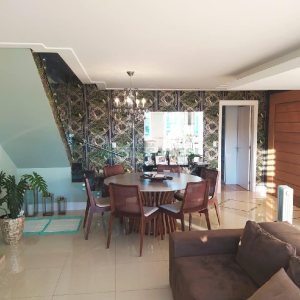 Apto/Cobertura com 320m², 4 dormitórios, 2 vagas, no bairro Santa Catarina em Caxias do Sul para Comprar