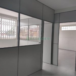 Sala com 100m², no bairro Lourdes em Caxias do Sul para Alugar