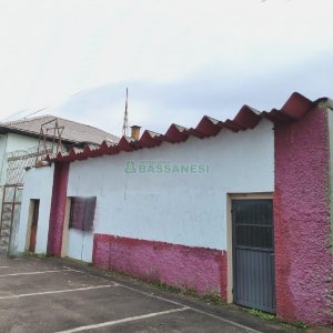 Loja com 110m², no bairro Sagrada Família em Caxias do Sul para Alugar