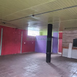 Loja com 110m², no bairro Sagrada Família em Caxias do Sul para Alugar