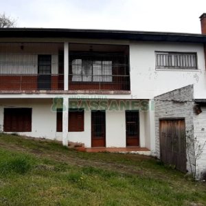 Casa, no bairro Pio X em Caxias do Sul para Comprar