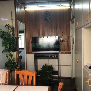 Casa com 246m², 4 dormitórios, 2 vagas, no bairro São José em Caxias do Sul para Comprar