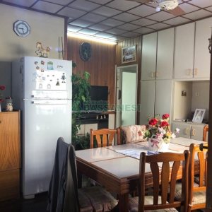 Casa com 246m², 4 dormitórios, 2 vagas, no bairro São José em Caxias do Sul para Comprar