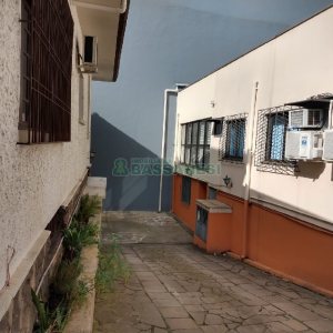 Casa Comercial, no bairro São Pelegrino em Caxias do Sul para Comprar