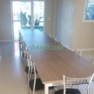 Apartamento com 82m², 2 dormitórios, 2 vagas, no bairro Desvio Rizzo em Caxias do Sul para Comprar